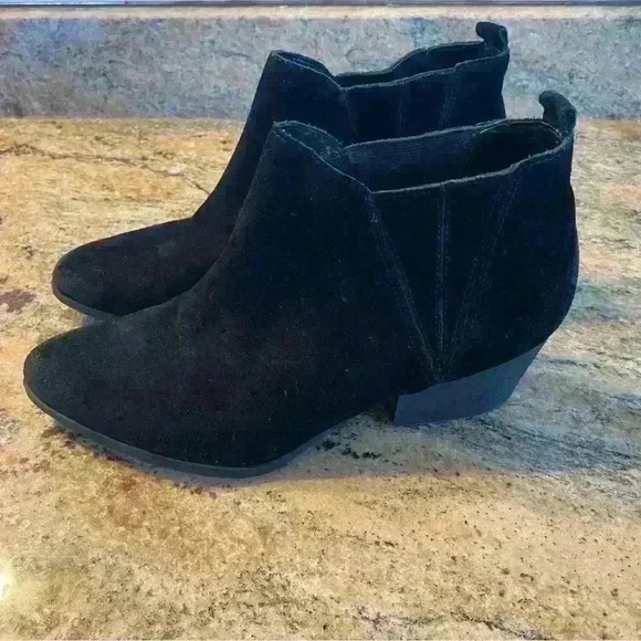 Women's CROWN VINTAGE Leio Black Leather Ankle Western Block Heel Boots 8 - Picture 10 of 16